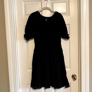 NWOT Old Navy Ruffle Short Sleeve Black Dress